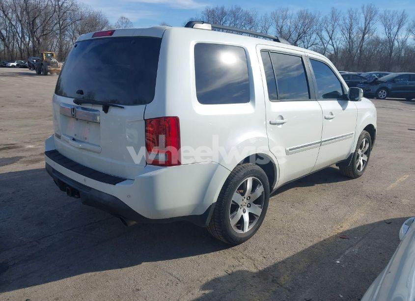 Photo 4 of 2013 Honda Pilot TOURING (VIN 5FNYF3H91DB019489)