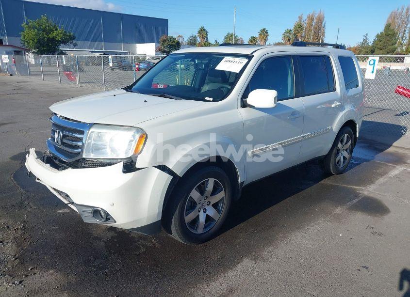 Photo 2 of 2015 Honda Pilot TOURING (VIN 5FNYF3H91FB020306)