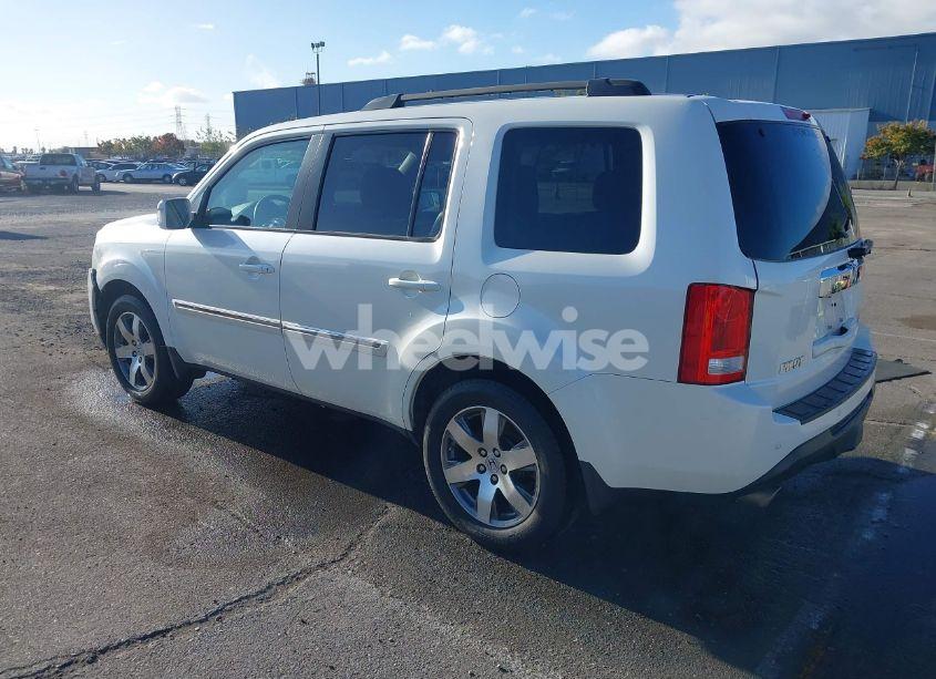 Photo 3 of 2015 Honda Pilot TOURING (VIN 5FNYF3H91FB020306)