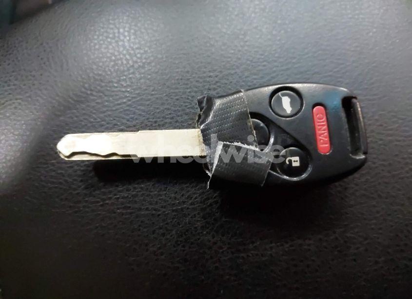 Photo 11 of 2011 Honda Pilot TOURING (VIN 5FNYF3H92BB041627)