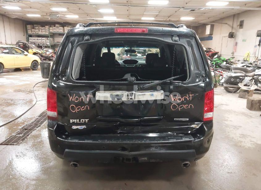 Photo 16 of 2011 Honda Pilot TOURING (VIN 5FNYF3H92BB041627)