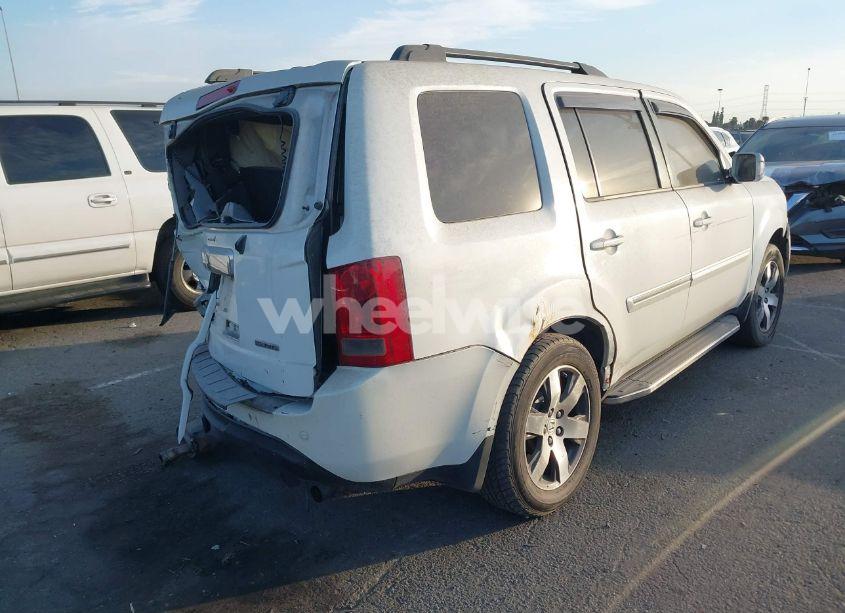 Photo 4 of 2013 Honda Pilot TOURING (VIN 5FNYF3H92DB013488)