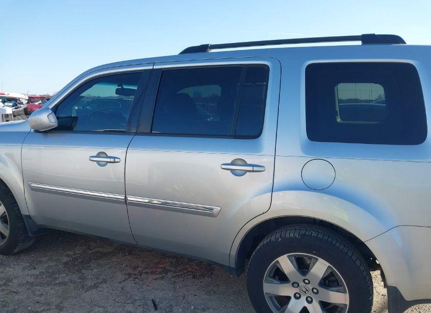 Photo 14 of 2013 Honda Pilot TOURING (VIN 5FNYF3H92DB017444)