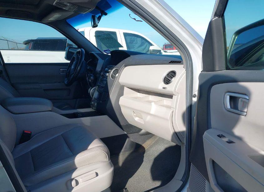 Photo 5 of 2013 Honda Pilot TOURING (VIN 5FNYF3H92DB017444)