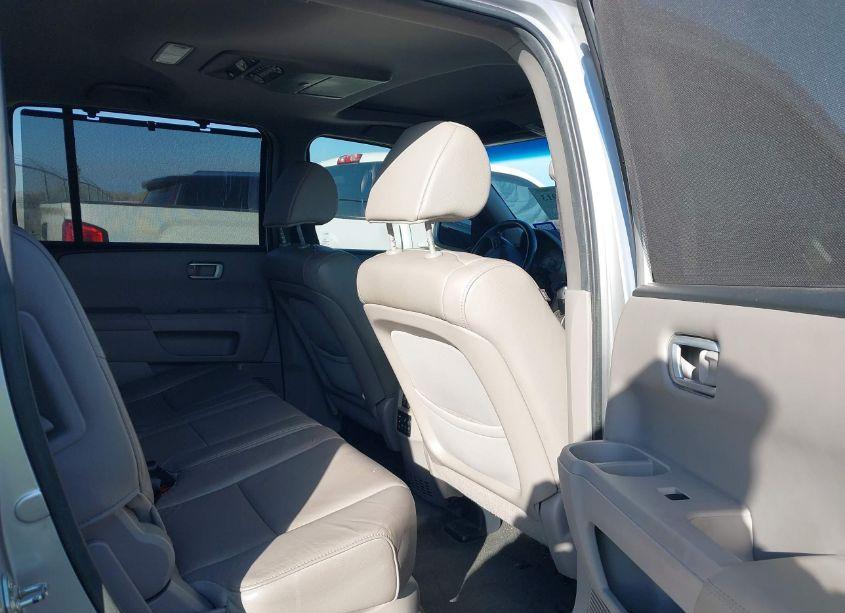 Photo 8 of 2013 Honda Pilot TOURING (VIN 5FNYF3H92DB017444)