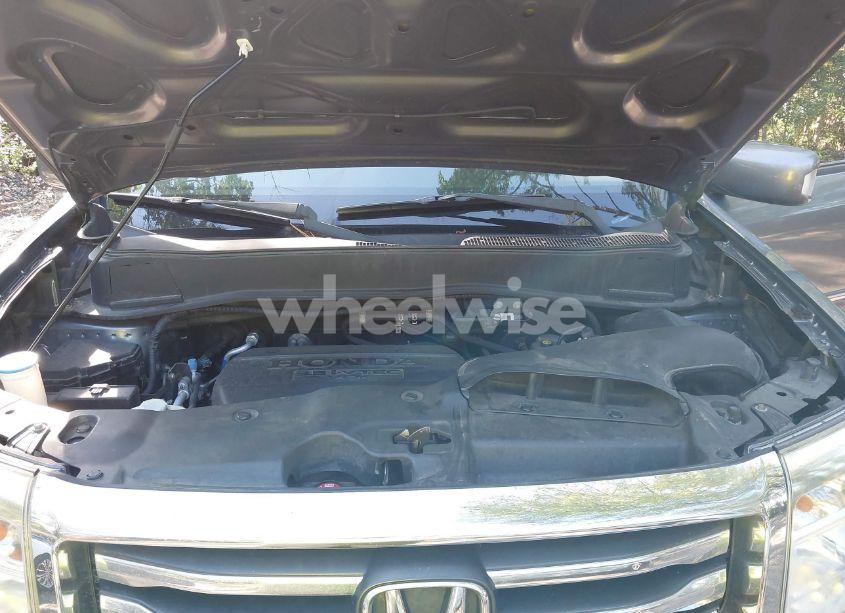 Photo 10 of 2012 Honda Pilot TOURING (VIN 5FNYF3H93CB021825)