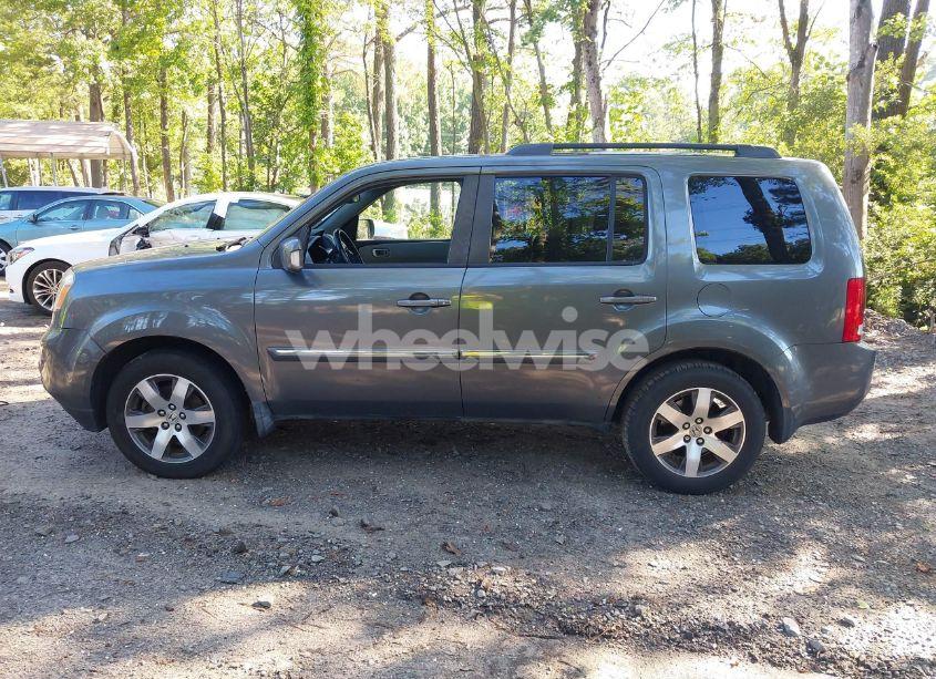 Photo 14 of 2012 Honda Pilot TOURING (VIN 5FNYF3H93CB021825)