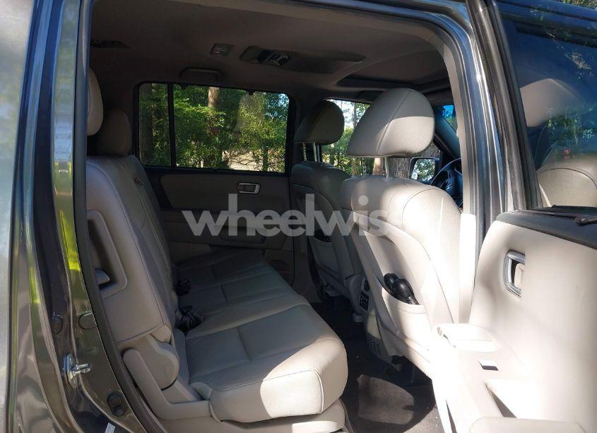 Photo 8 of 2012 Honda Pilot TOURING (VIN 5FNYF3H93CB021825)