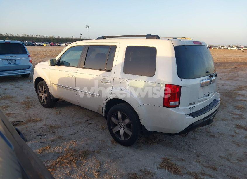 Photo 3 of 2012 Honda Pilot TOURING (VIN 5FNYF3H93CB023915)