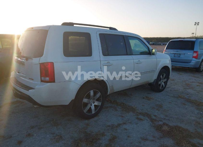 Photo 4 of 2012 Honda Pilot TOURING (VIN 5FNYF3H93CB023915)