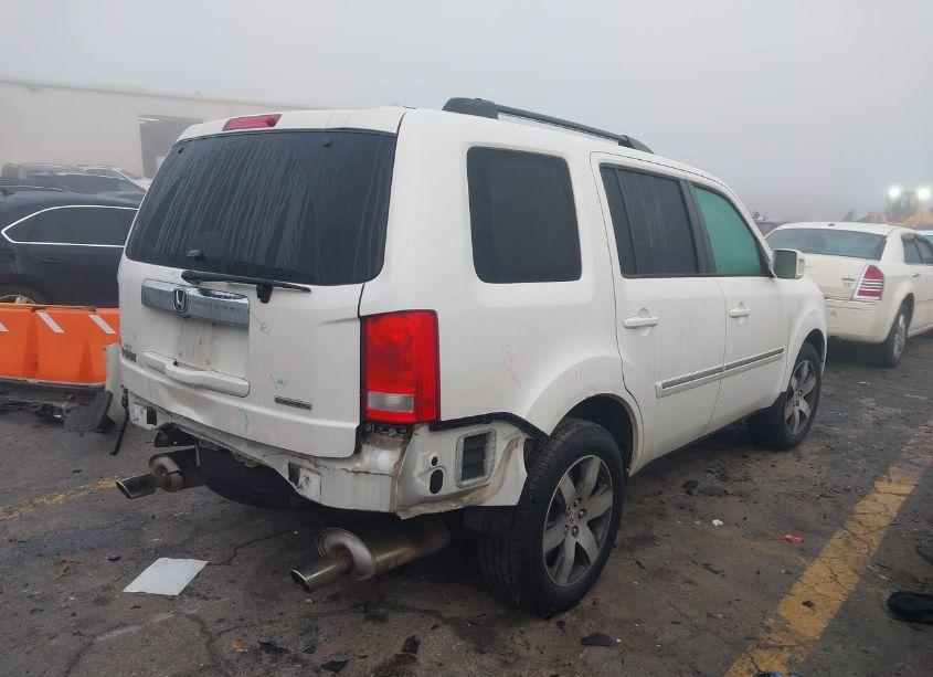 Photo 4 of 2013 Honda Pilot TOURING (VIN 5FNYF3H93DB011006)