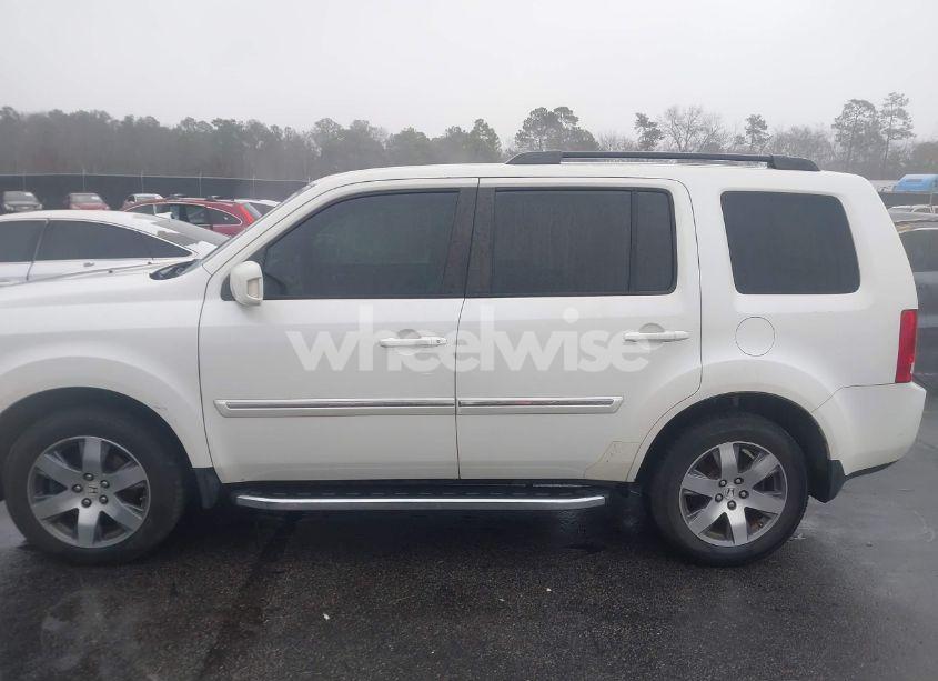 Photo 14 of 2014 Honda Pilot TOURING (VIN 5FNYF3H93EB027983)