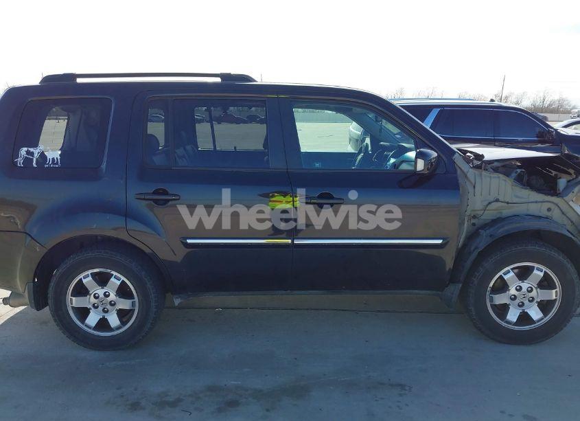 Photo 14 of 2011 Honda Pilot TOURING (VIN 5FNYF3H94BB027356)