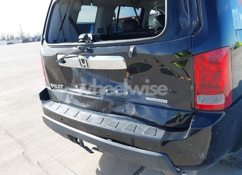 Photo 18 of 2011 Honda Pilot TOURING (VIN 5FNYF3H94BB027356)