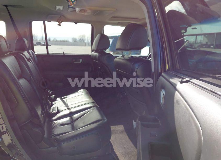 Photo 8 of 2011 Honda Pilot TOURING (VIN 5FNYF3H94BB027356)