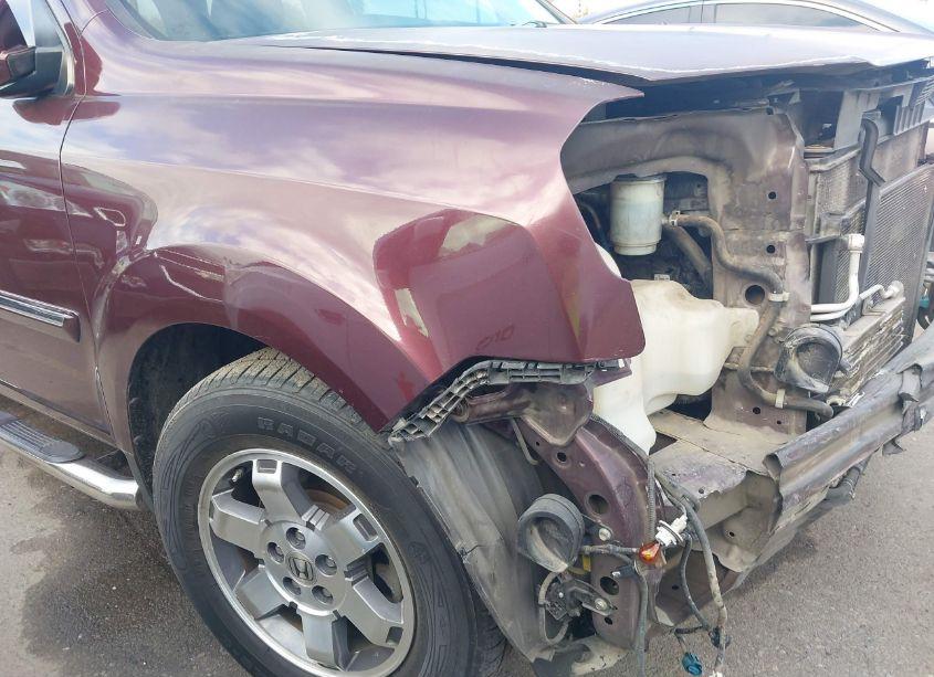 Photo 18 of 2011 Honda Pilot TOURING (VIN 5FNYF3H94BB046733)