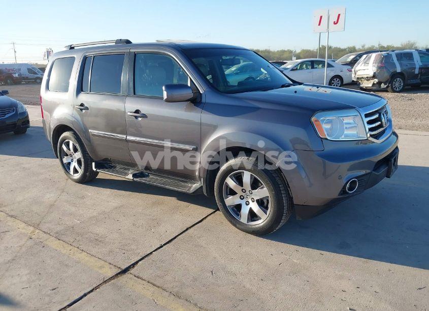 2015 Honda Pilot TOURING (VIN 5FNYF3H94FB011907) main photo