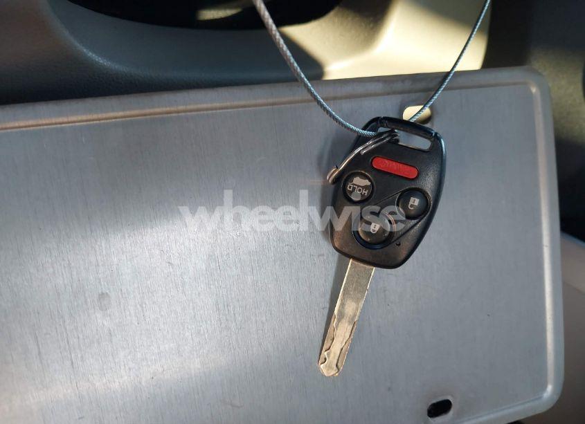 Photo 11 of 2015 Honda Pilot TOURING (VIN 5FNYF3H94FB011907)