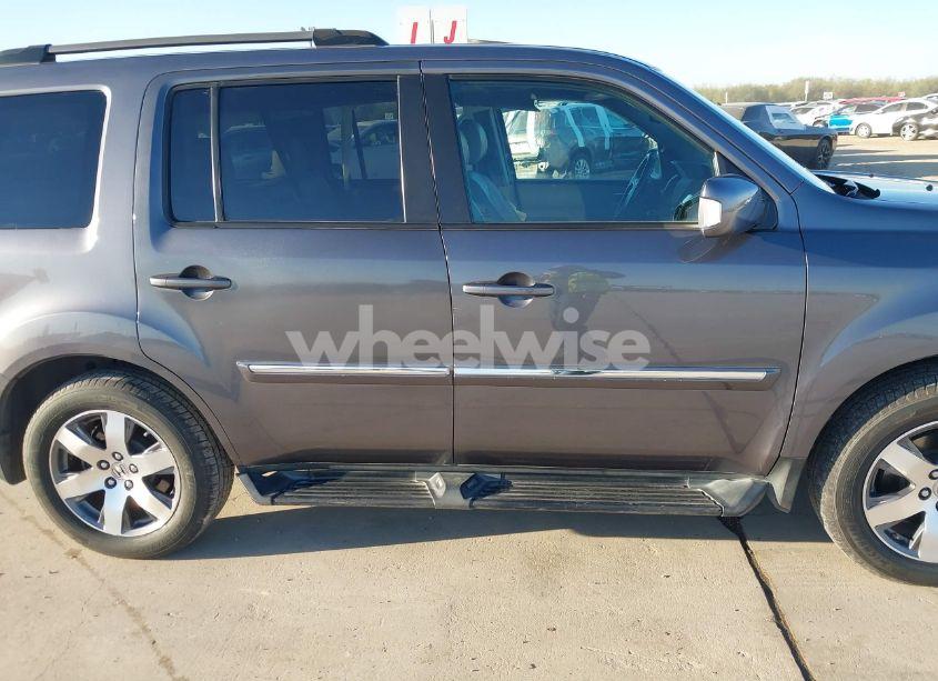 Photo 13 of 2015 Honda Pilot TOURING (VIN 5FNYF3H94FB011907)