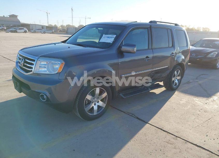 Photo 2 of 2015 Honda Pilot TOURING (VIN 5FNYF3H94FB011907)