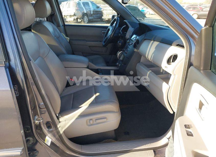 Photo 5 of 2015 Honda Pilot TOURING (VIN 5FNYF3H94FB011907)