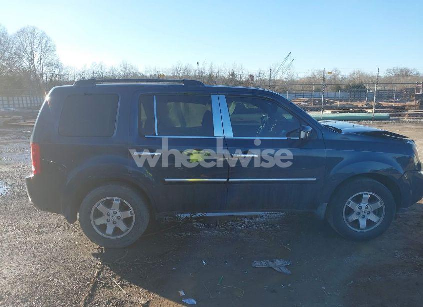 Photo 13 of 2010 Honda Pilot TOURING (VIN 5FNYF3H95AB008295)