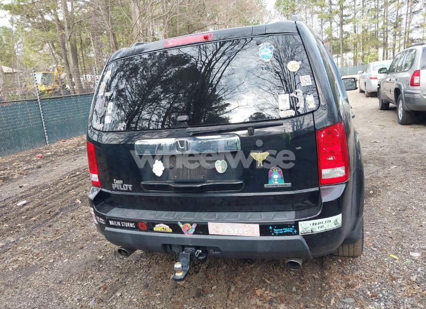 Photo 16 of 2011 Honda Pilot TOURING (VIN 5FNYF3H95BB005169)