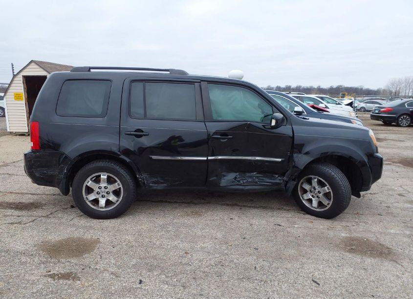 Photo 13 of 2011 Honda Pilot TOURING (VIN 5FNYF3H95BB051181)