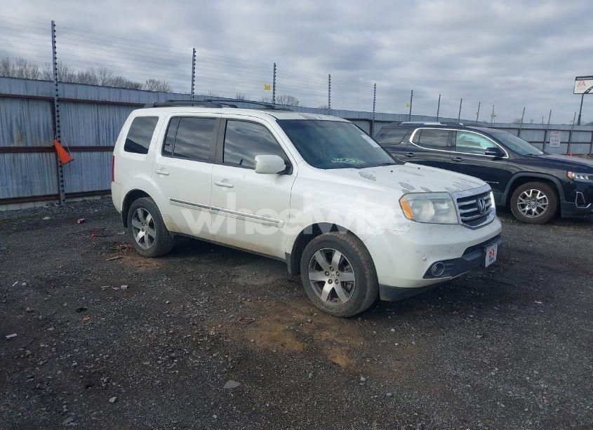 2012 Honda Pilot TOURING (VIN 5FNYF3H95CB012513) main photo