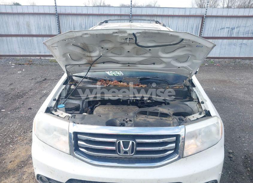 Photo 10 of 2012 Honda Pilot TOURING (VIN 5FNYF3H95CB012513)