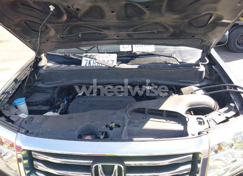 Photo 10 of 2015 Honda Pilot TOURING (VIN 5FNYF3H95FB028800)