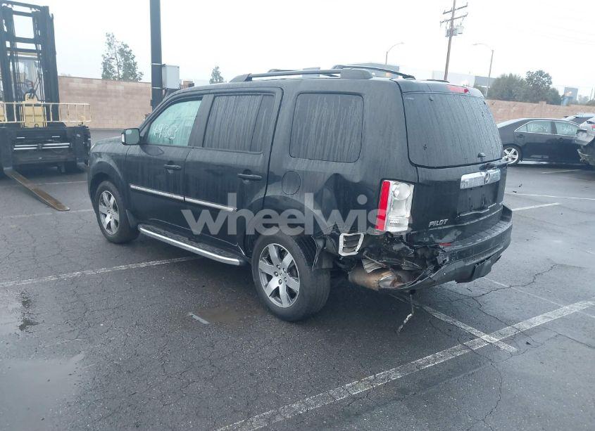 Photo 3 of 2015 Honda Pilot TOURING (VIN 5FNYF3H95FB028800)