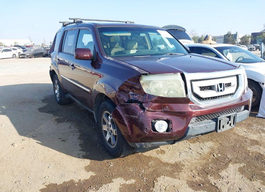 2010 Honda Pilot TOURING (VIN 5FNYF3H96AB021718) main photo