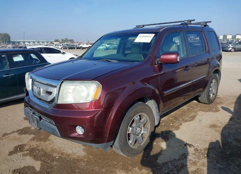 Photo 2 of 2010 Honda Pilot TOURING (VIN 5FNYF3H96AB021718)