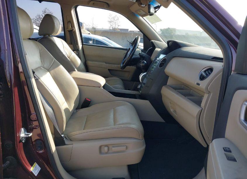 Photo 5 of 2010 Honda Pilot TOURING (VIN 5FNYF3H96AB021718)