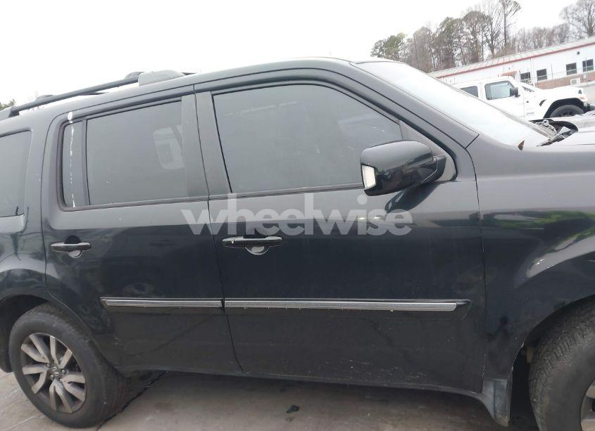 Photo 13 of 2012 Honda Pilot TOURING (VIN 5FNYF3H96CB021639)