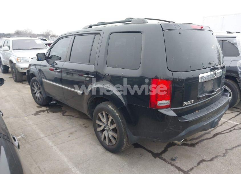 Photo 3 of 2012 Honda Pilot TOURING (VIN 5FNYF3H96CB021639)