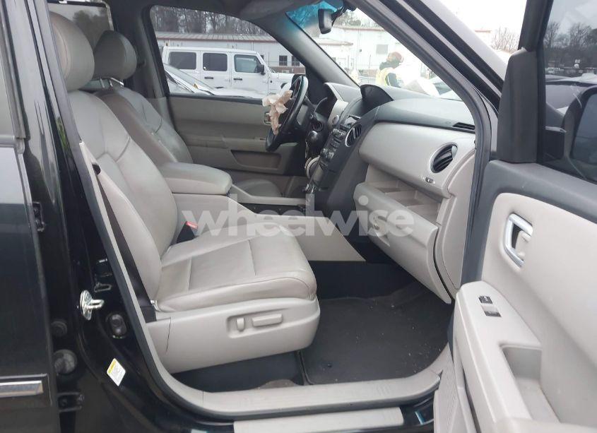 Photo 5 of 2012 Honda Pilot TOURING (VIN 5FNYF3H96CB021639)