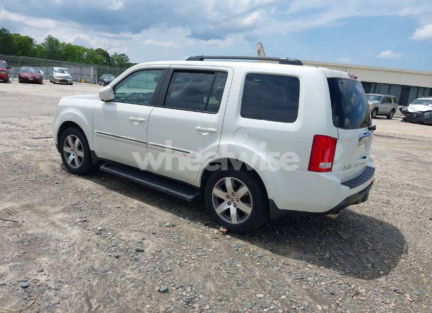 Photo 3 of 2015 Honda Pilot TOURING (VIN 5FNYF3H96FB017515)