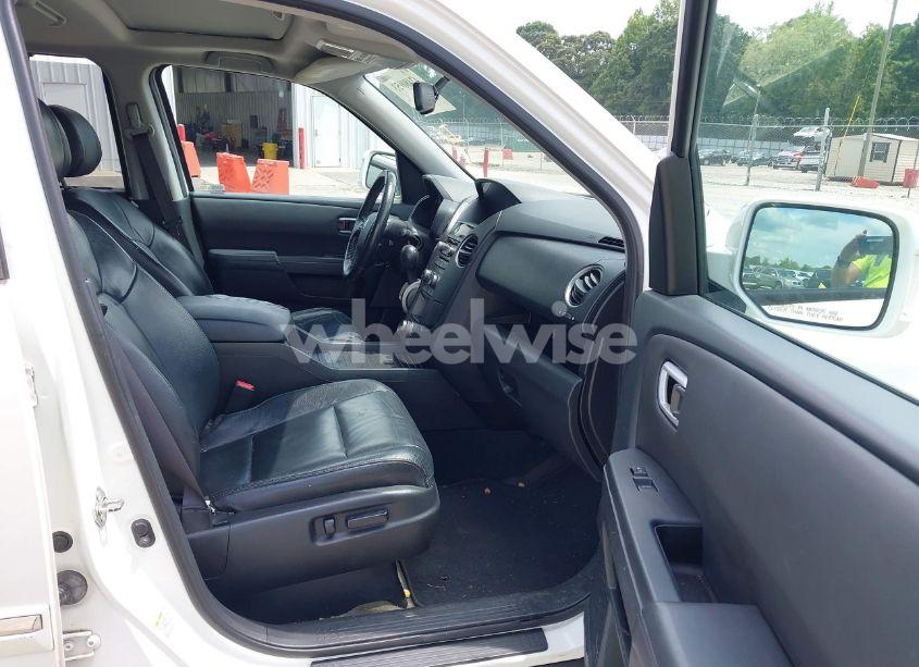 Photo 5 of 2015 Honda Pilot TOURING (VIN 5FNYF3H96FB017515)