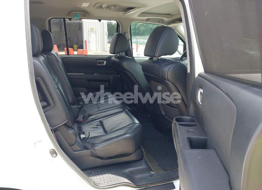 Photo 8 of 2015 Honda Pilot TOURING (VIN 5FNYF3H96FB017515)