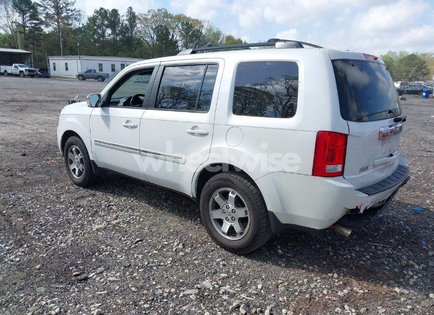 Photo 3 of 2011 Honda Pilot TOURING (VIN 5FNYF3H97BB008655)