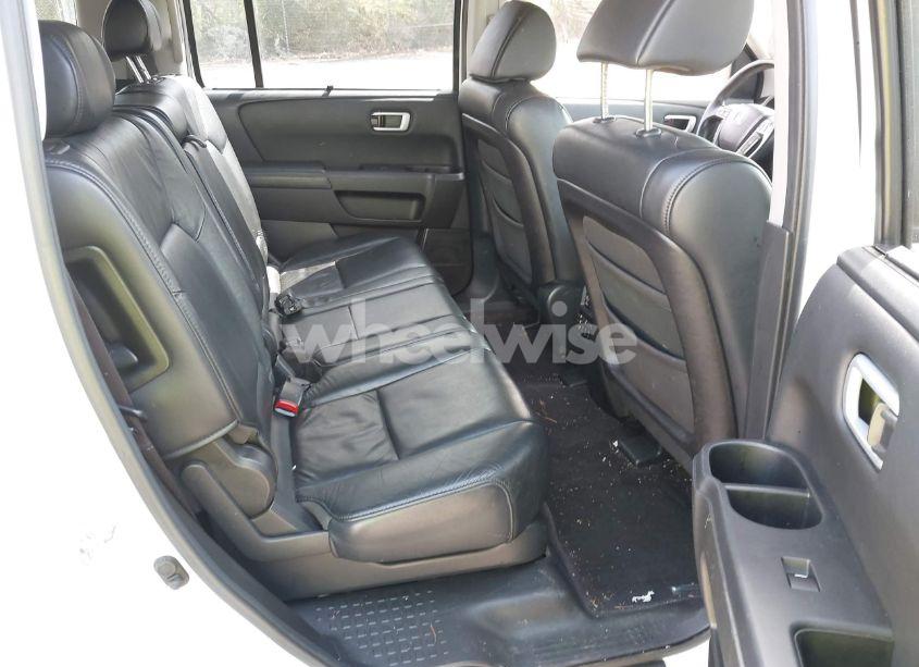 Photo 8 of 2011 Honda Pilot TOURING (VIN 5FNYF3H97BB008655)