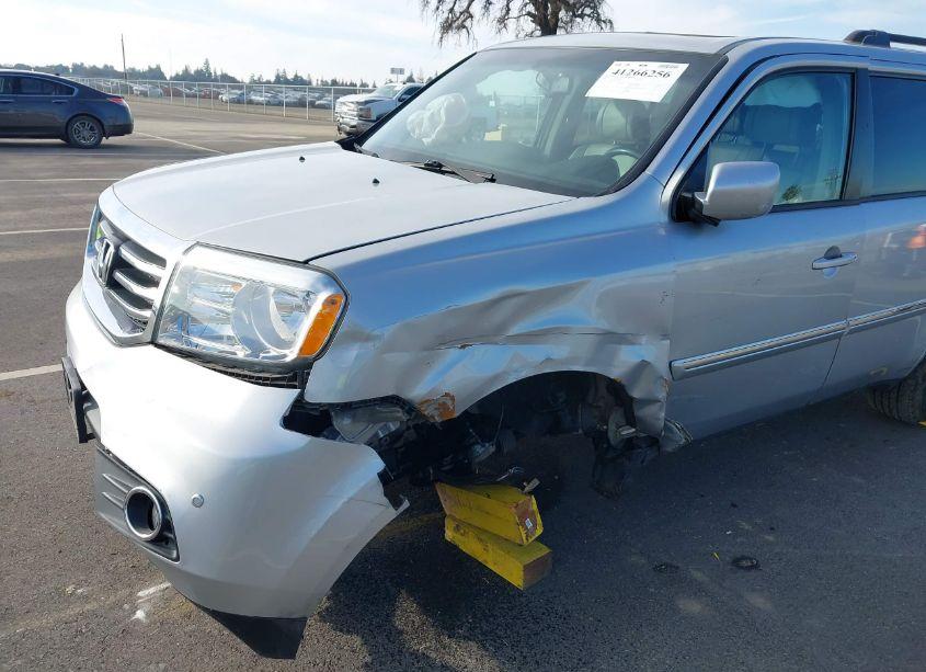 Photo 6 of 2012 Honda Pilot TOURING (VIN 5FNYF3H97CB005076)