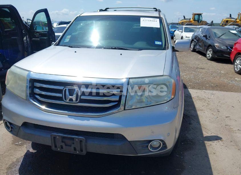 Photo 12 of 2012 Honda Pilot TOURING (VIN 5FNYF3H97CB023450)