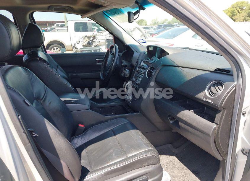 Photo 5 of 2012 Honda Pilot TOURING (VIN 5FNYF3H97CB023450)