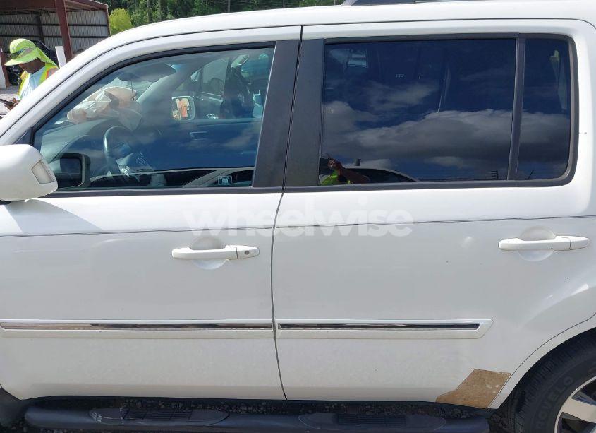 Photo 14 of 2012 Honda Pilot TOURING (VIN 5FNYF3H97CB032603)