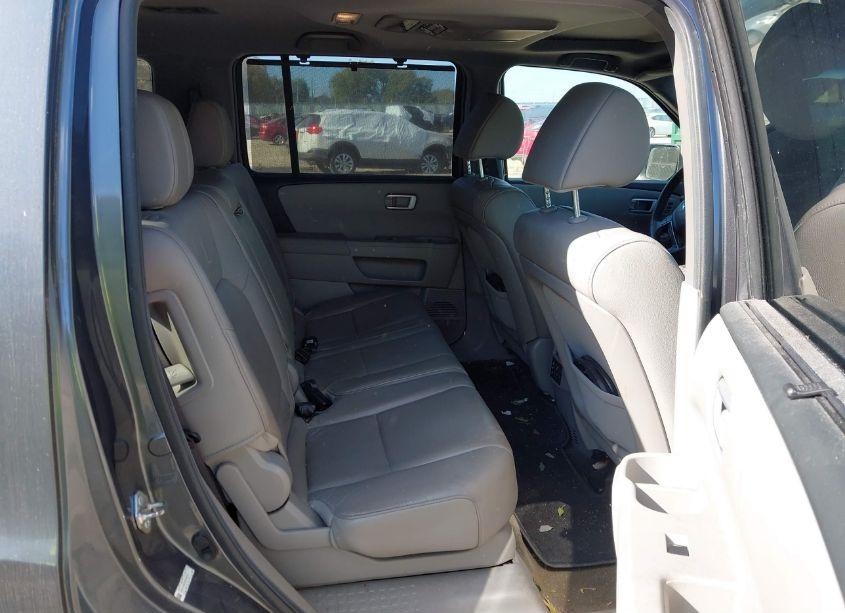 Photo 8 of 2013 Honda Pilot TOURING (VIN 5FNYF3H97DB024079)