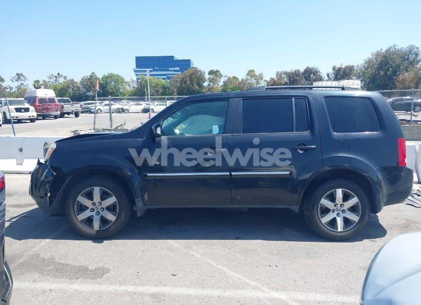 Photo 13 of 2013 Honda Pilot TOURING (VIN 5FNYF3H97DB037141)