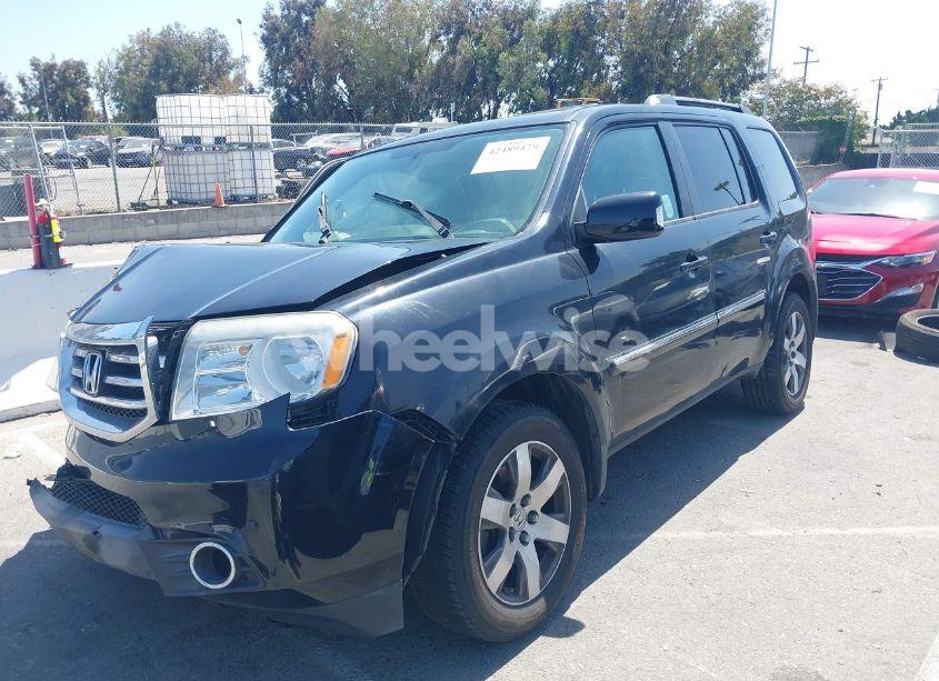 Photo 2 of 2013 Honda Pilot TOURING (VIN 5FNYF3H97DB037141)